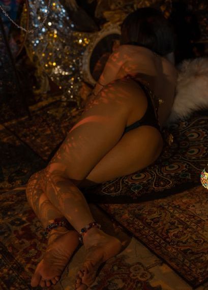 美女的尿囗免费_720免费观看最新