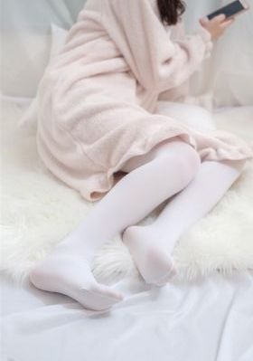 小草在线免费观看视频_午夜在线观看完整版